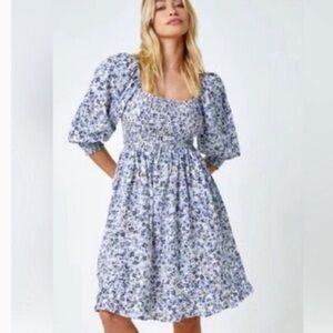 Super Natural by Secret Mission Chiffon Blue and White Floral Longsleeve Dress L